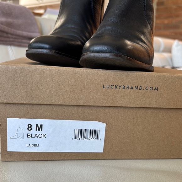 Lucky Brand Black Ankle Booties with Side Zipper - Picture 2 of 6